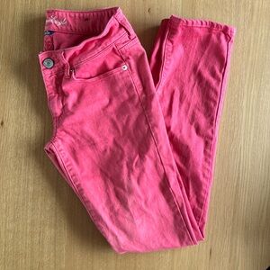 EUC pink American Eagle skinny jeans